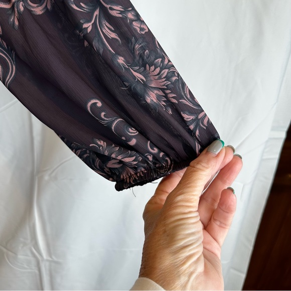 Loralette Flowered Kimono 1X. String Tie Closure. Brown With Pink Velvet Trim - Picture 7 of 16